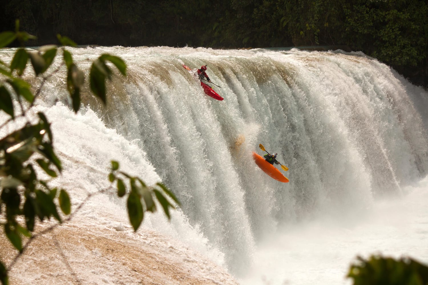 Rafa Ortiz Chasing Niagara Best Kayak Drops Video