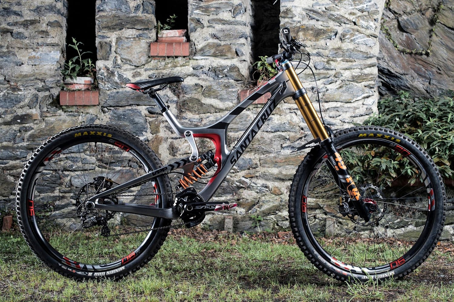 santa cruz downhill bike