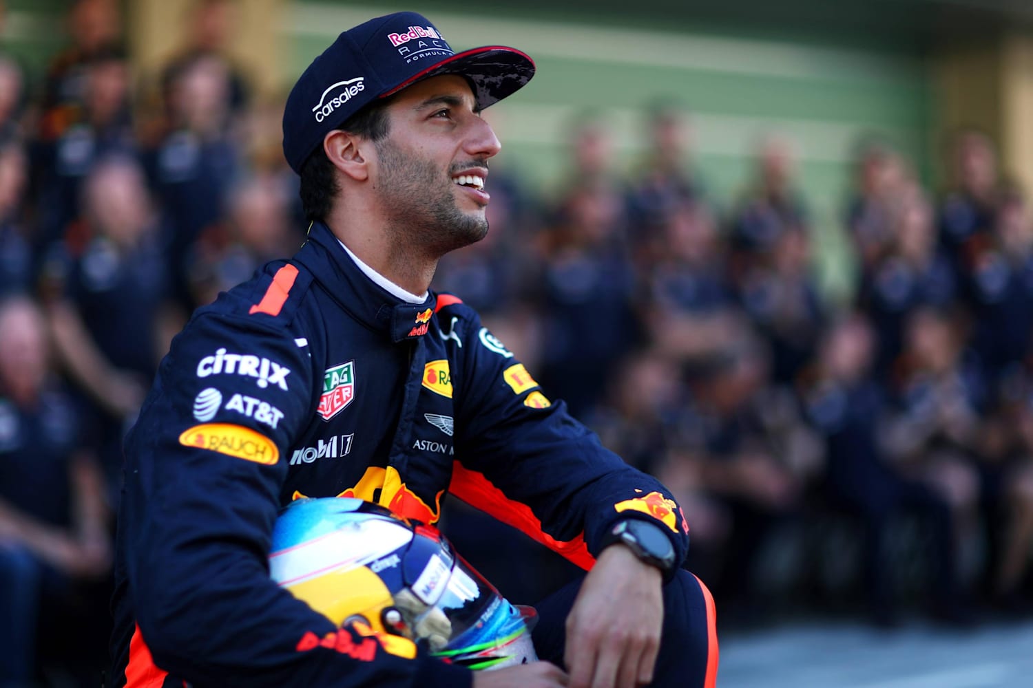 Daniel ricciardo hot sale red bull hat