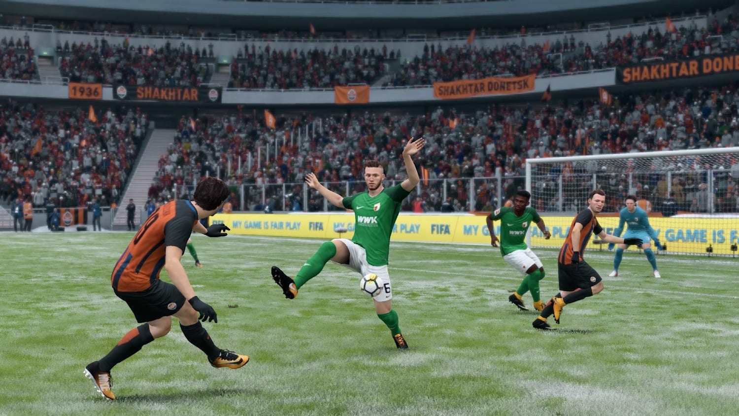 10 luchshih centrbekov v fifa 18