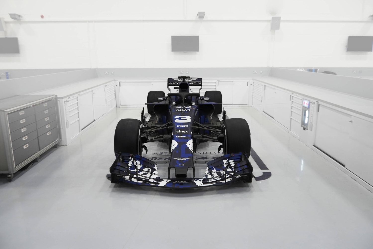 Aston Martin Red Bull Racing RB14 reveal w/ blue livery