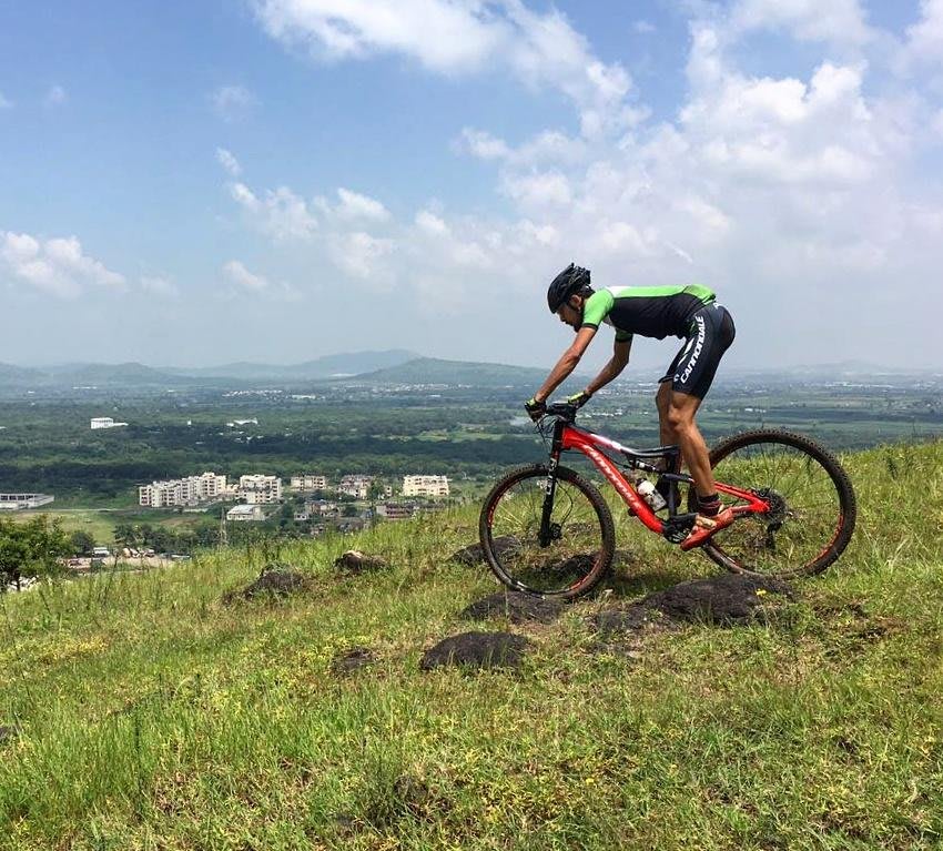 Shiven is an MTB racer and engineering student