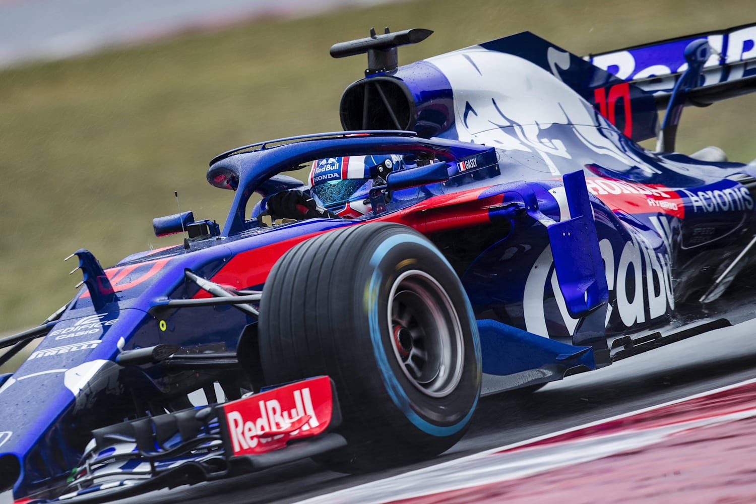 Toro Rosso Honda STR13 launch and testing