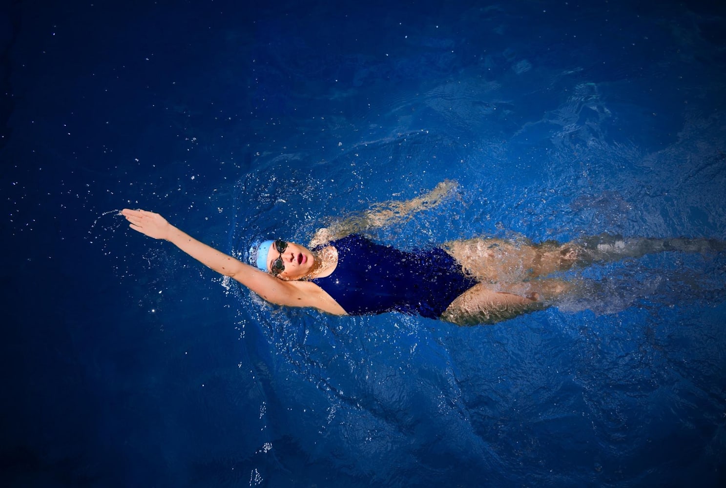 Side Stroke in Swimming - Technique, Muscles Worked and Benefits