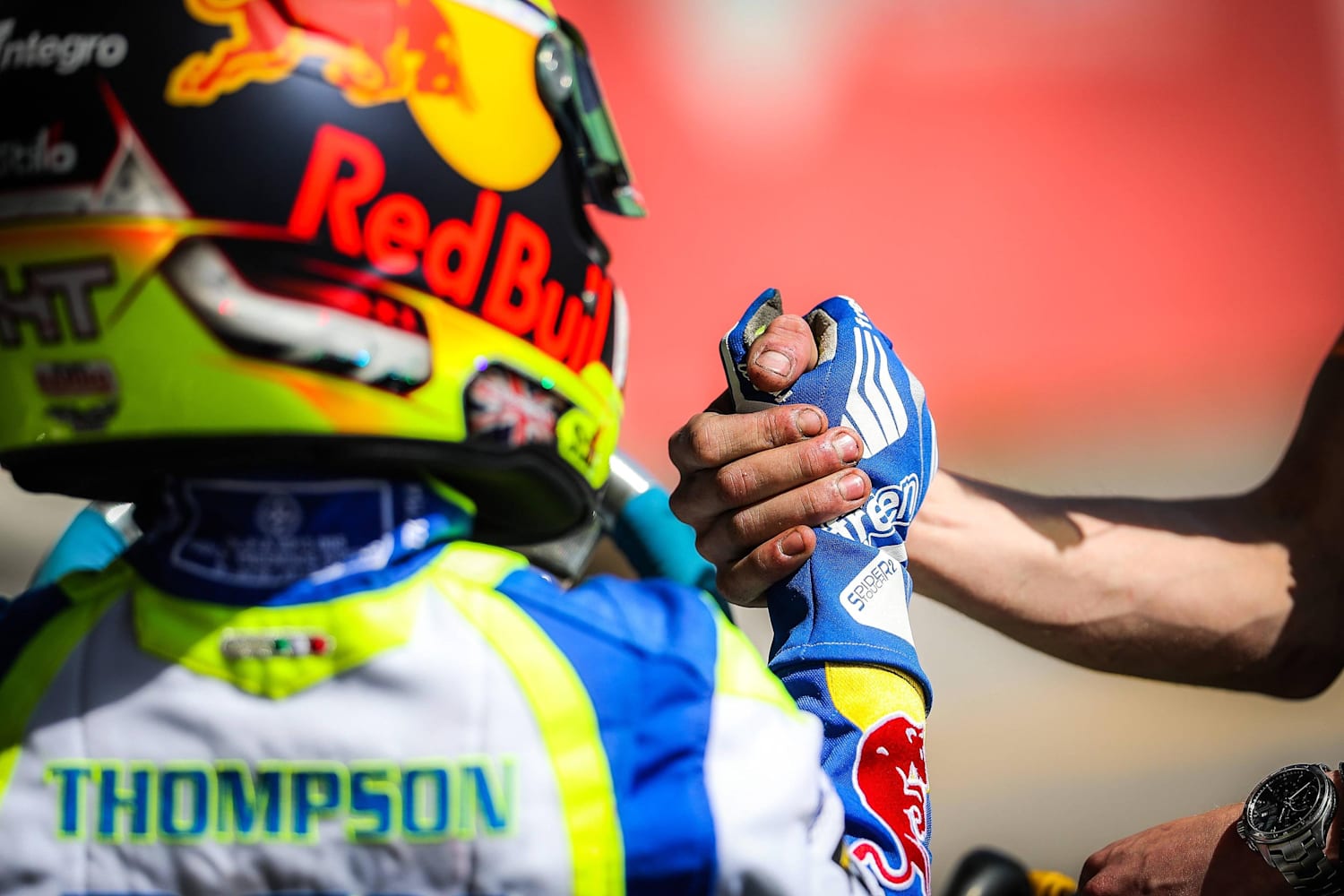 Karting helmets discount