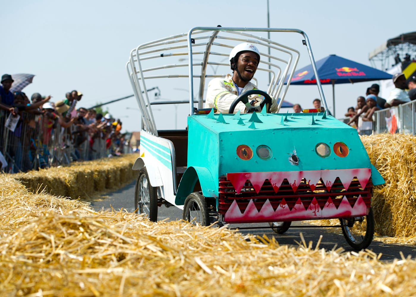 Box deals cart race