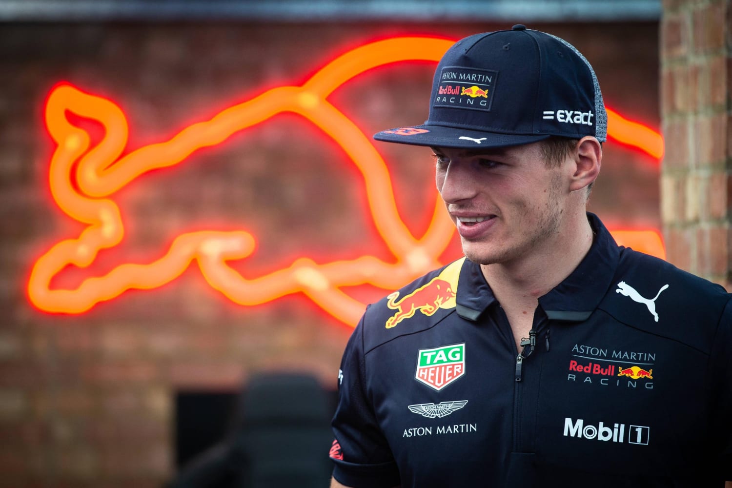 een vergoeding zijde Andes F1 2018 preview: Max Verstappen hits the track