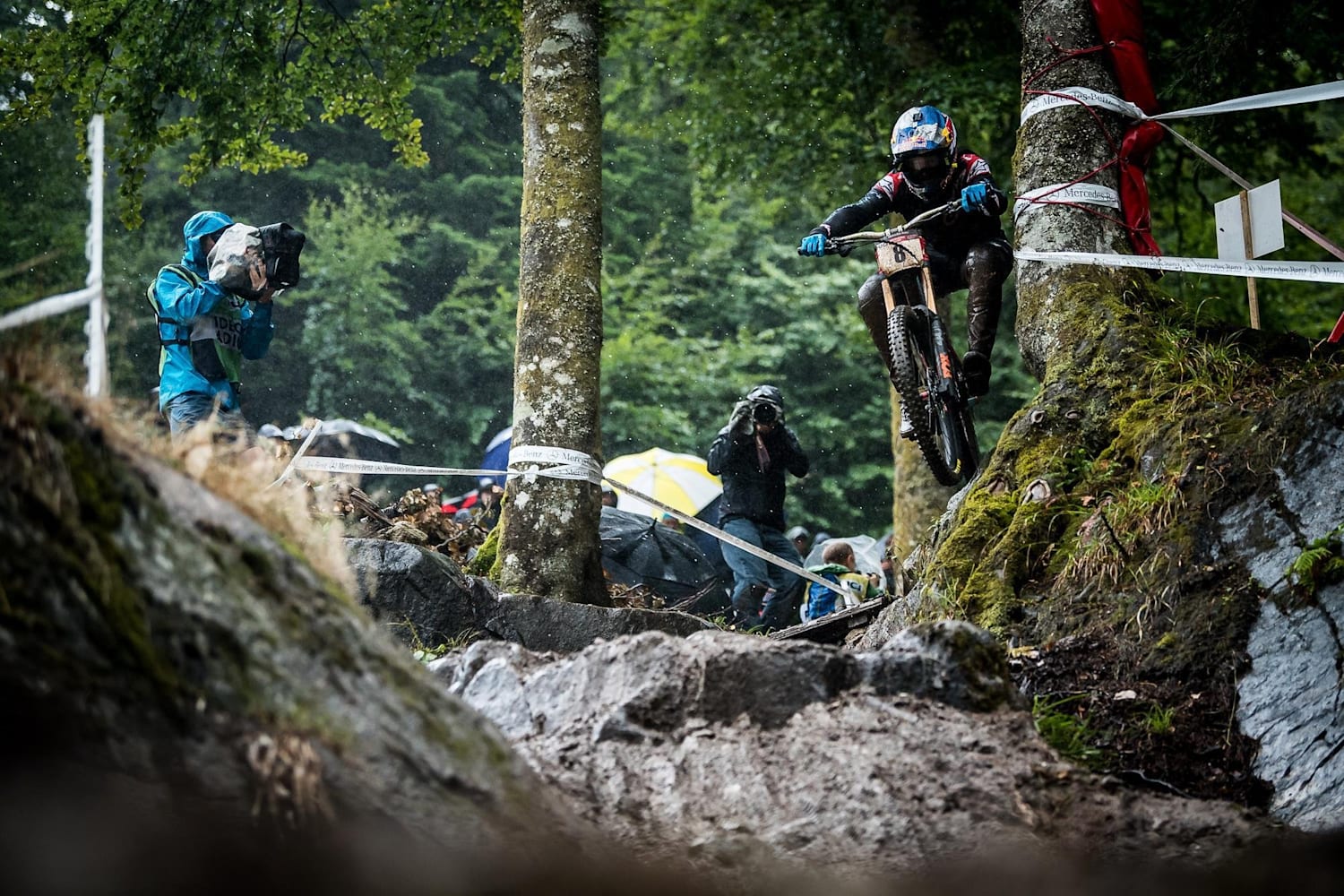 Uci dh qualifying deals
