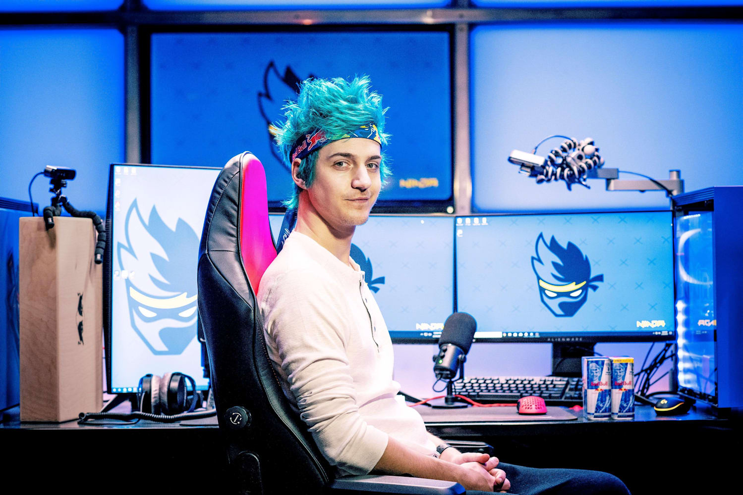 Ninja shop gaming desk