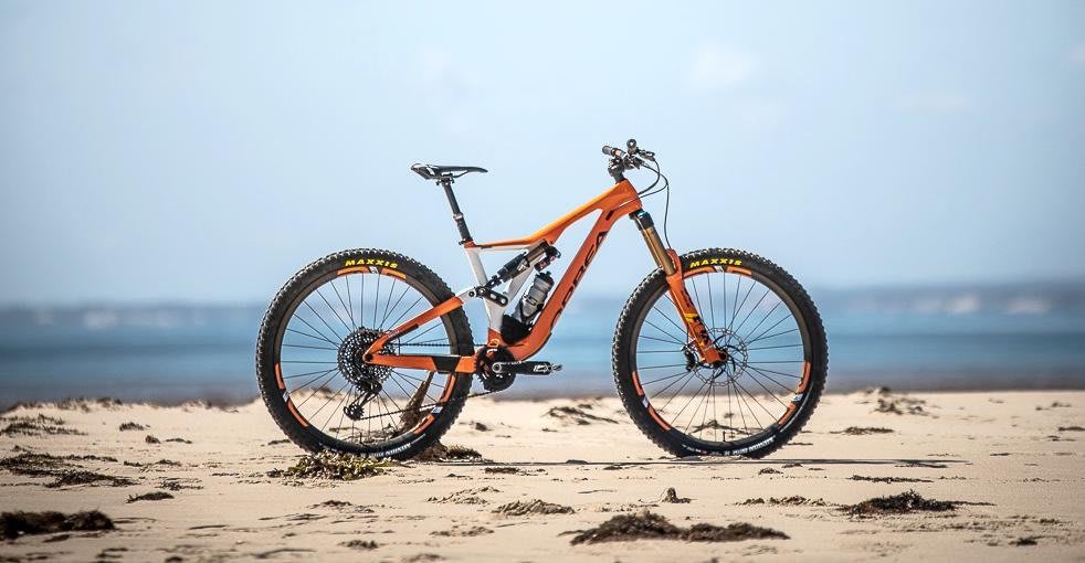 Cuáles son las características una bici de Enduro?