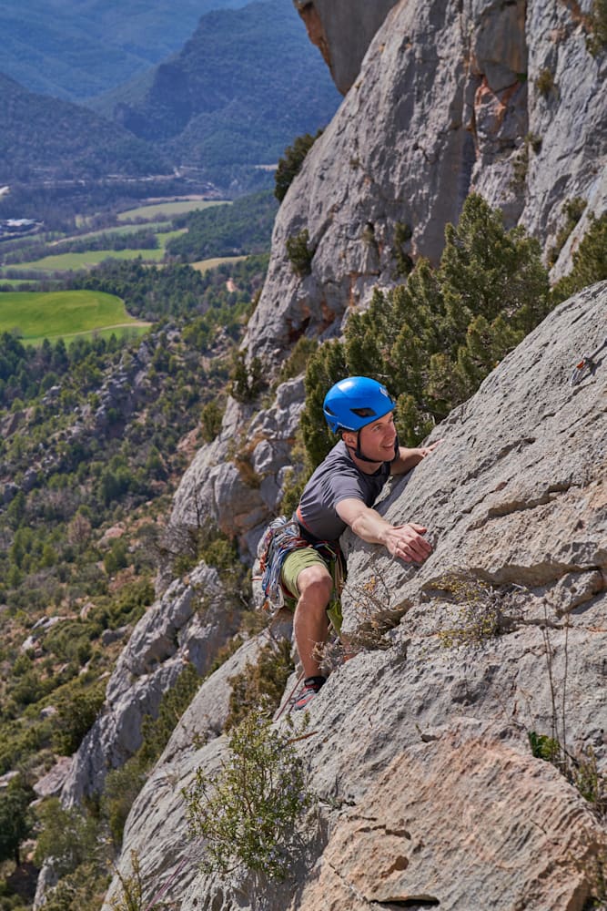 What to Wear for Rock Climbing - inSPIRE Rock Indoor Climbing