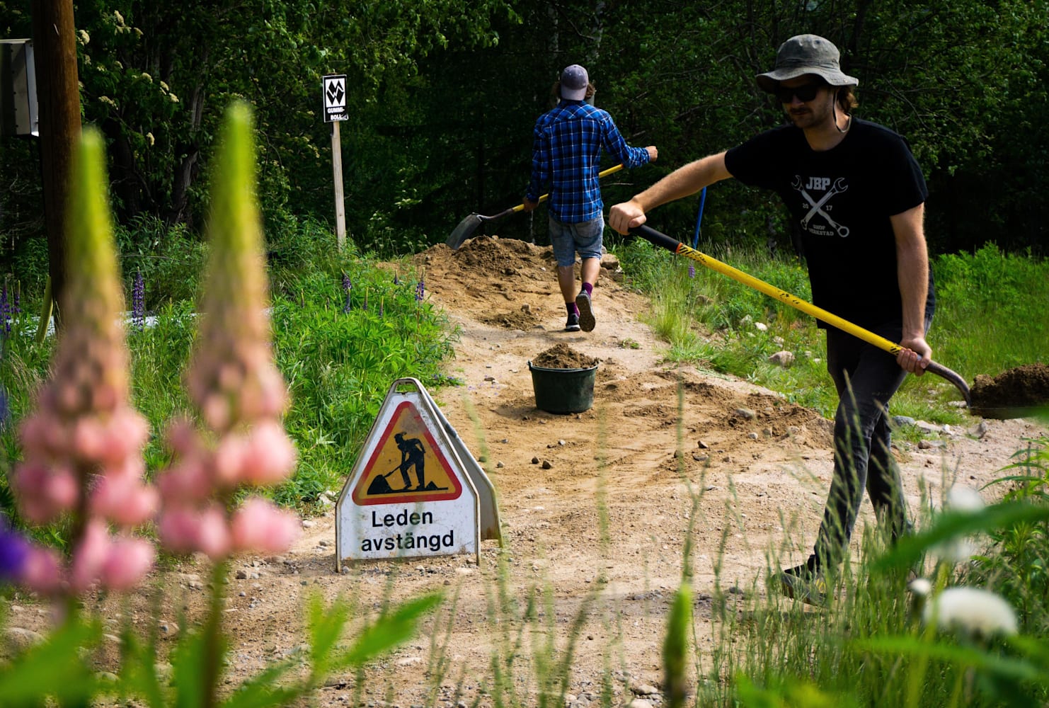 MTB riding How to keep your local trail builders happy