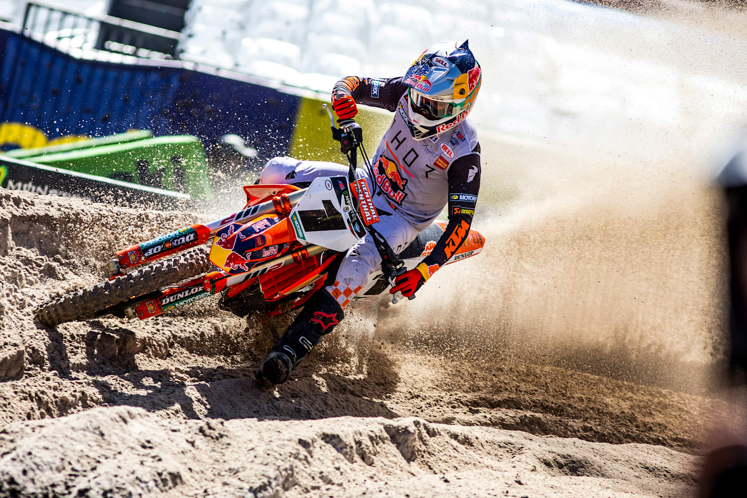 Red Bull Moto Spy S4 E6 Supercross Video