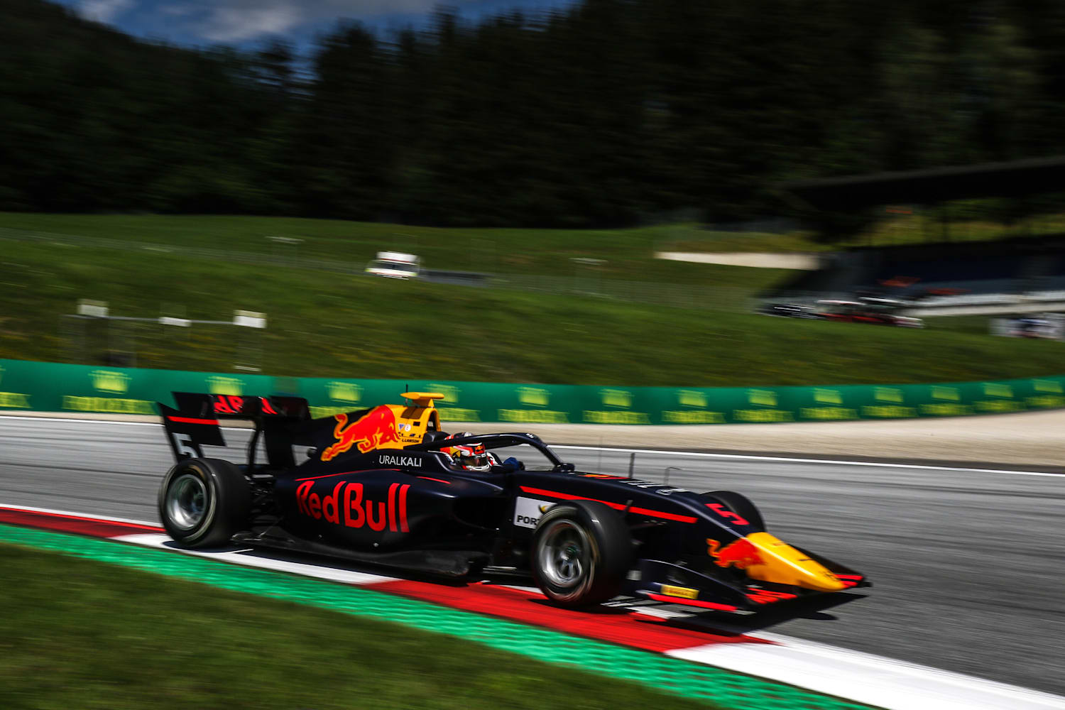 formula 2 red bull