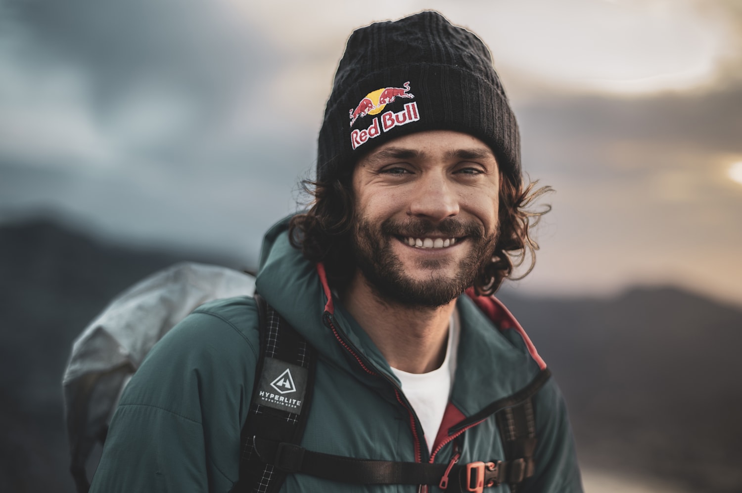 Red bull snowboard beanie cheap