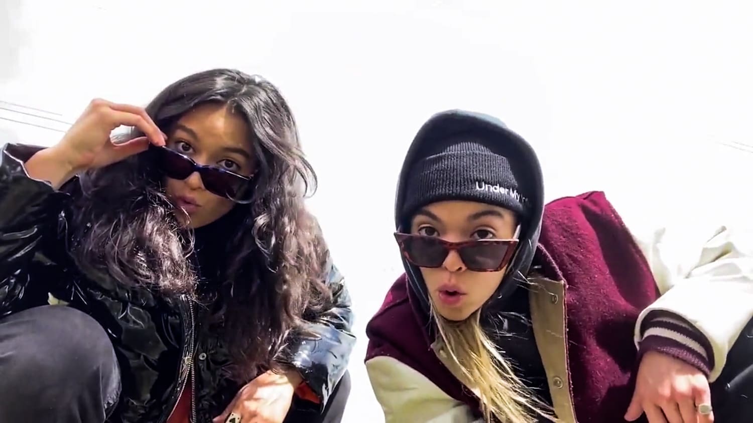 The Aces – Phone