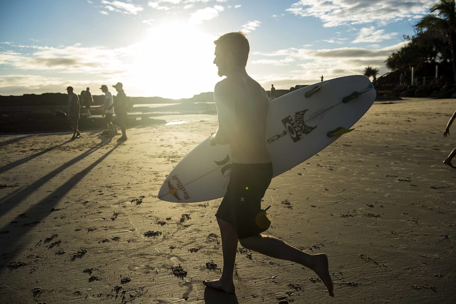 レッドブル サーファー名鑑 大会観戦や動画鑑賞のお供に Red Bull Surf アスリート