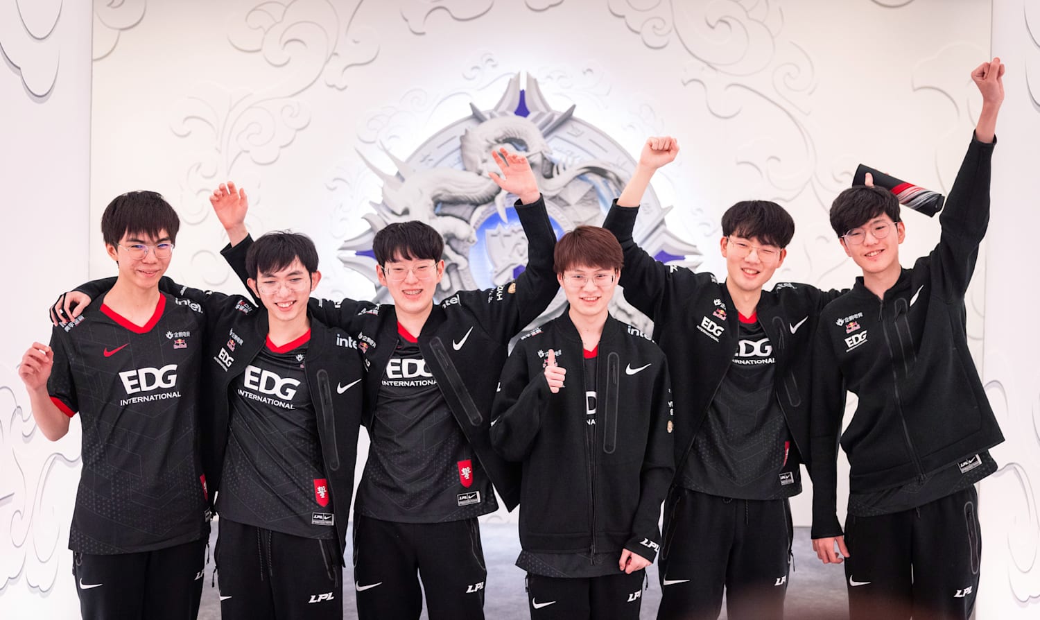 Who will 4 LPL teams meet first in League of Legends Worlds 2021? - CGTN