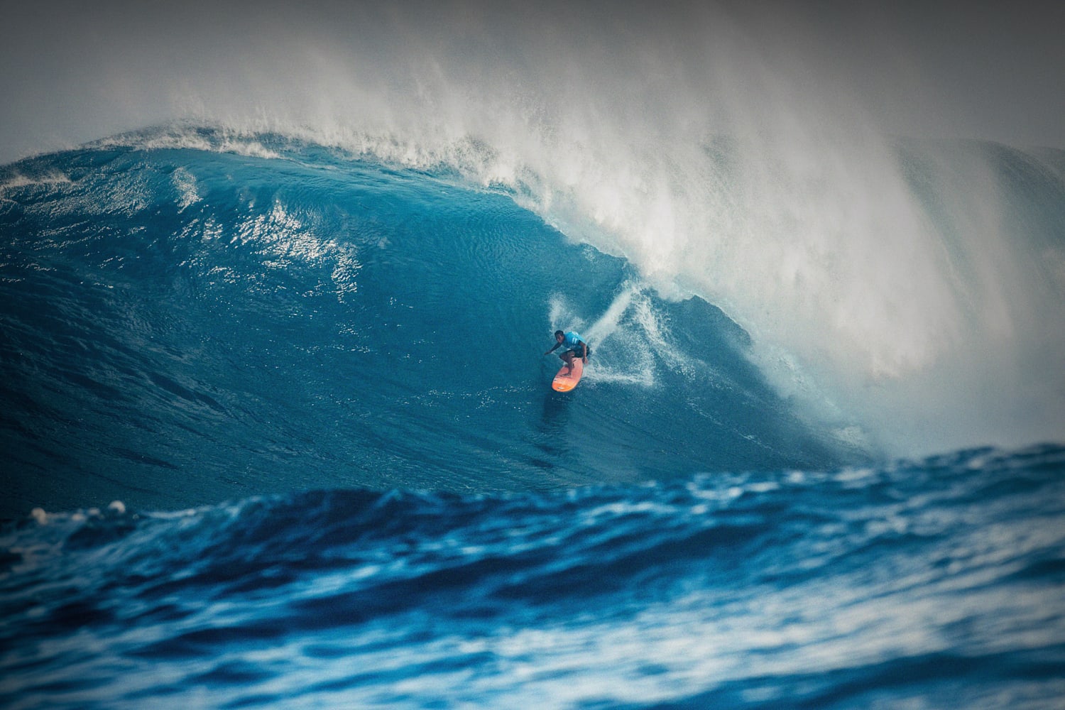 397 Big Wave Surfing At Jaws Hawaii Stock Photos, High-Res Pictures, and  Images - Getty Images