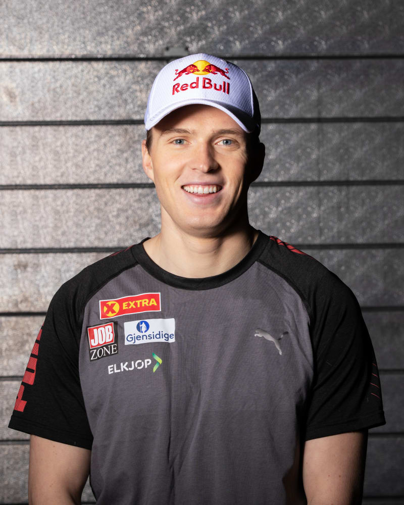 Karsten Warholm 400m Hurdles Red Bull Athlete Page