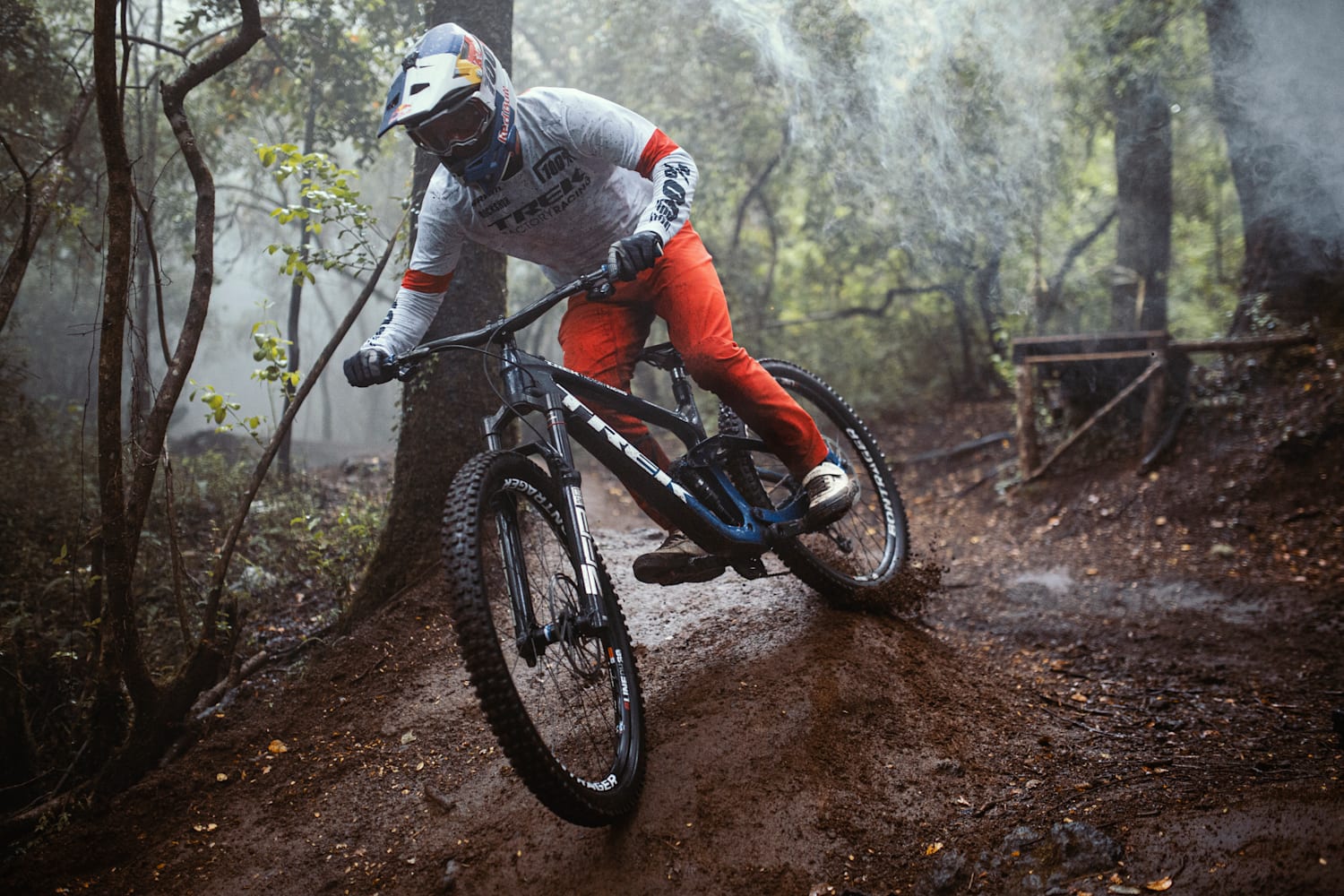 enduro bike clothing