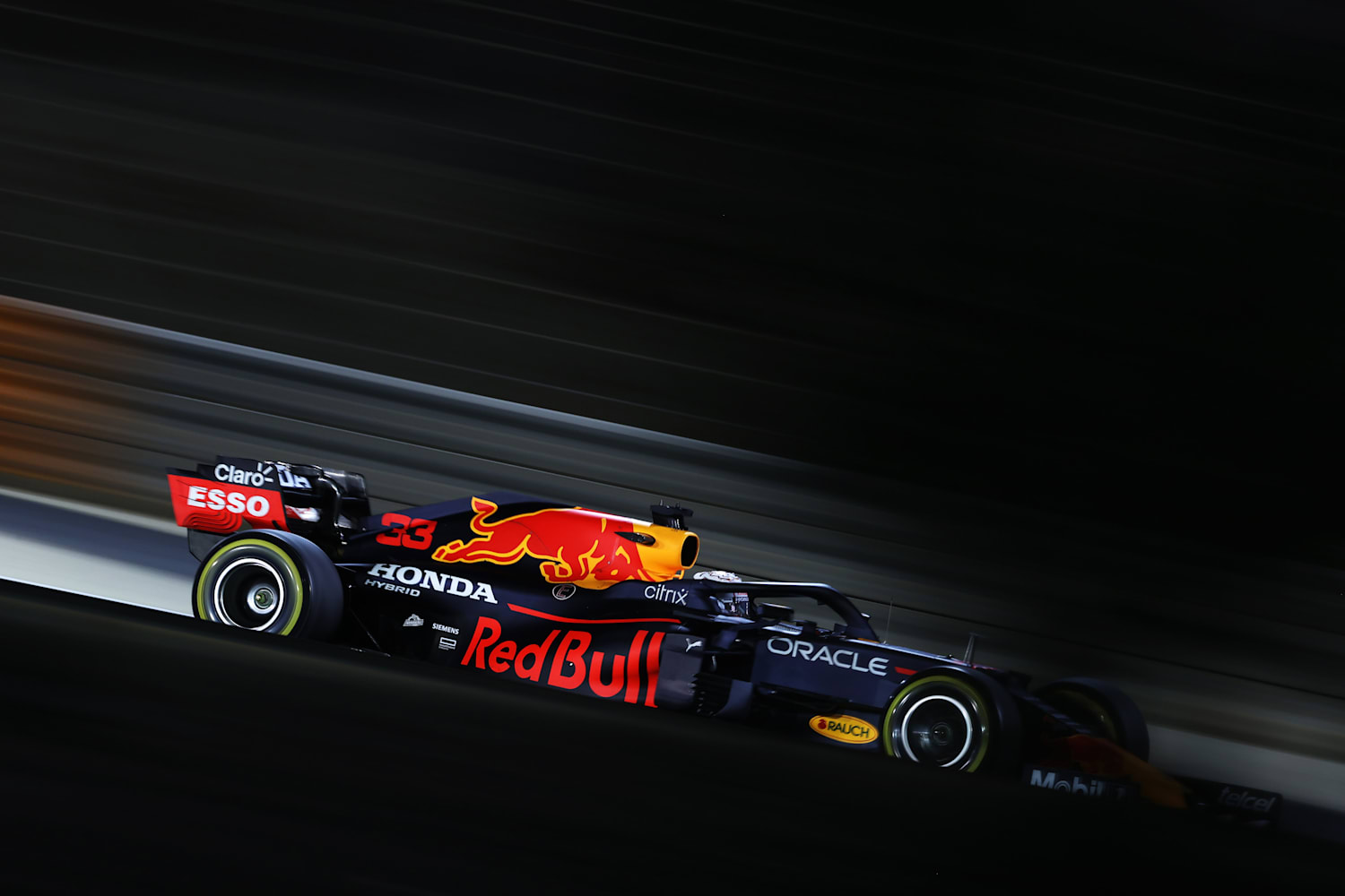 Armor Allとパートナーシップ契約を締結 F1 レッドブル レーシング ホンダ