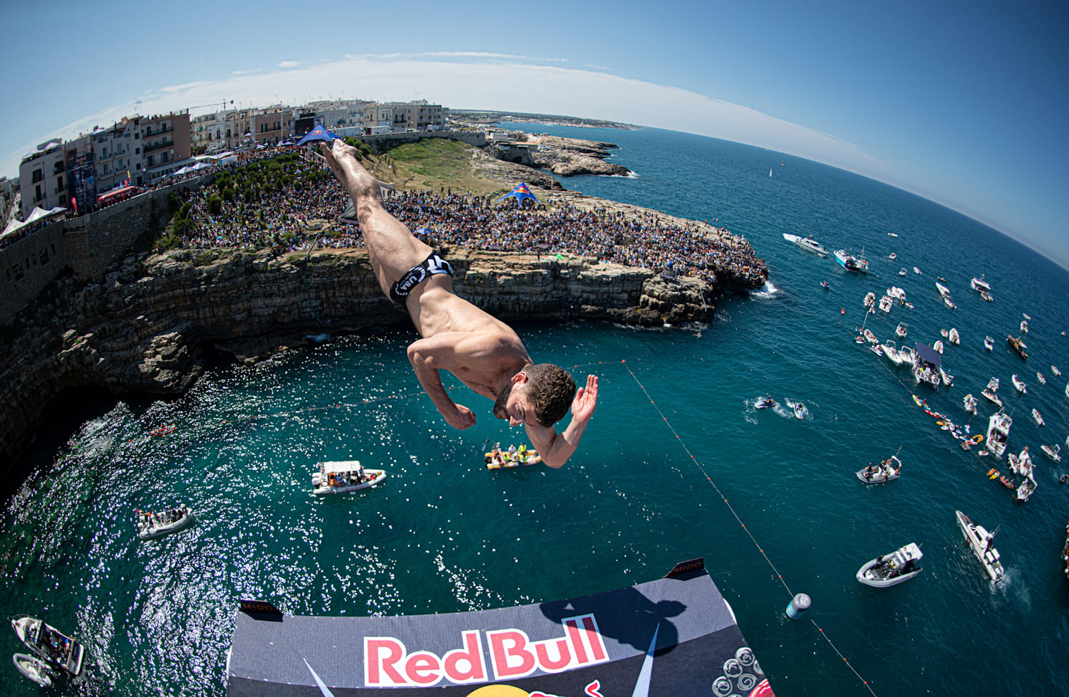 Red Bull Cliff Diving 2023 Calendrier Red Bull Cliff Diving: 2021 Series Dates Announcement