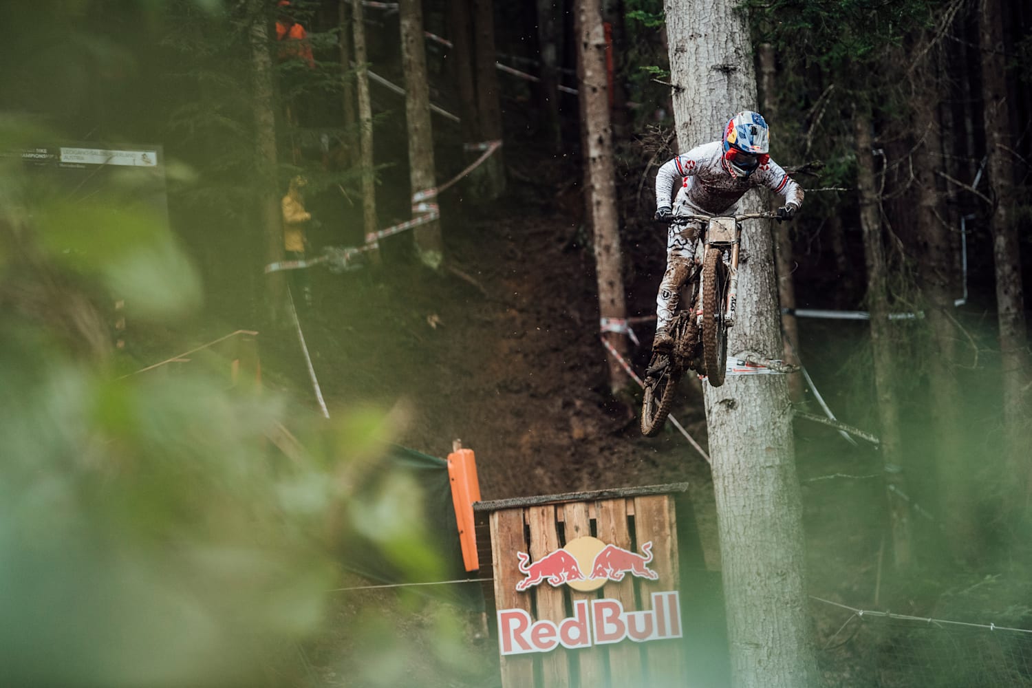 Red bull tv downhill online world cup