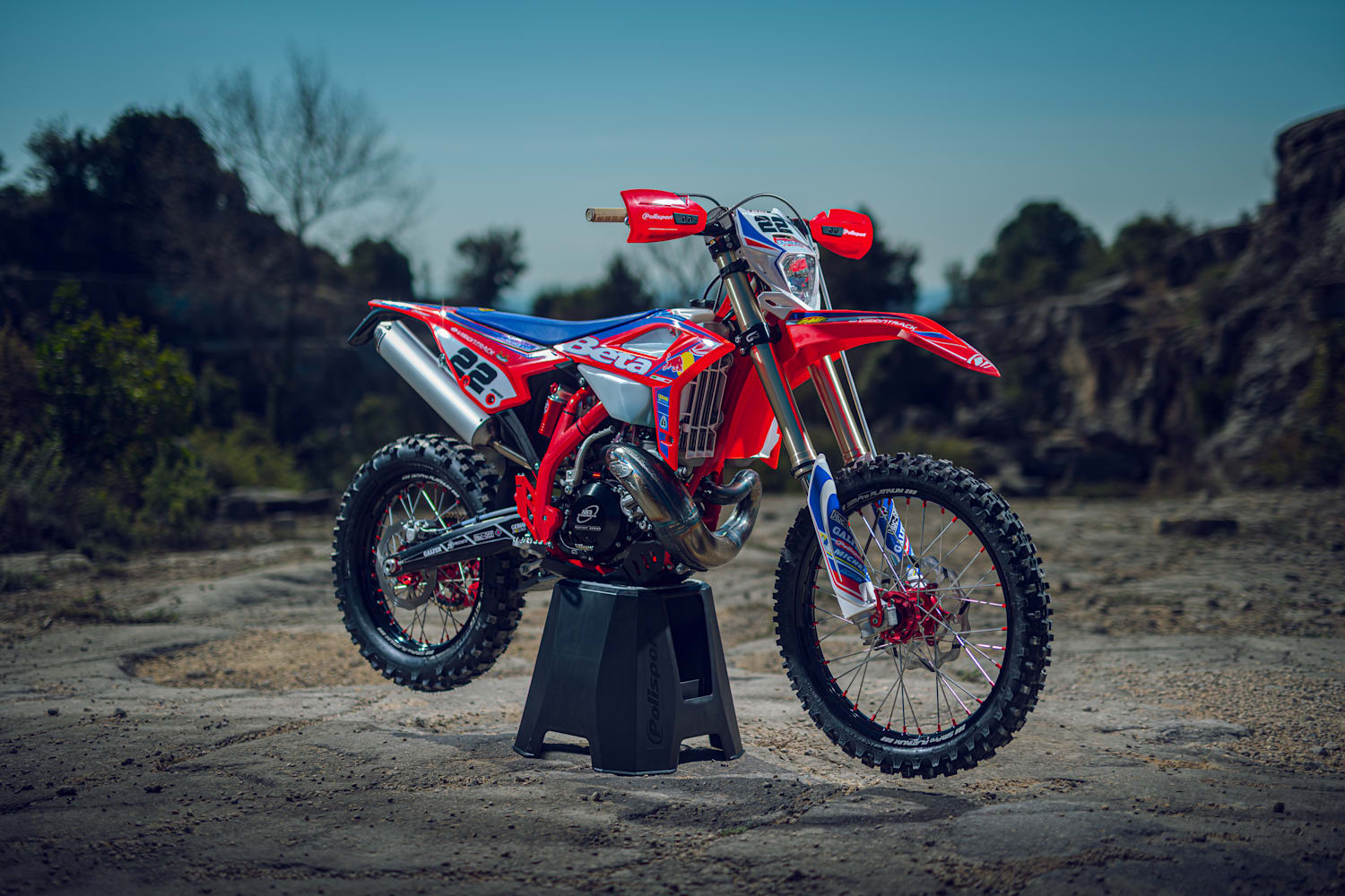 Off-Road Racebikes—Jonny Walker's 2022 Beta 300 RR Race Edition