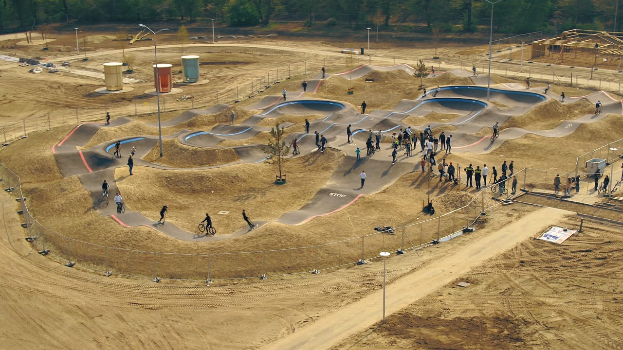 Composite pump track hotsell