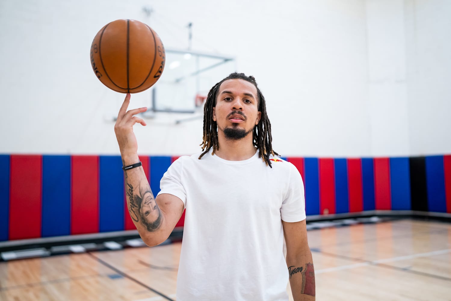 コール アンソニー 日本のアニメとビデオゲームを愛する若きnbaポイントガードのすべて レッドブル