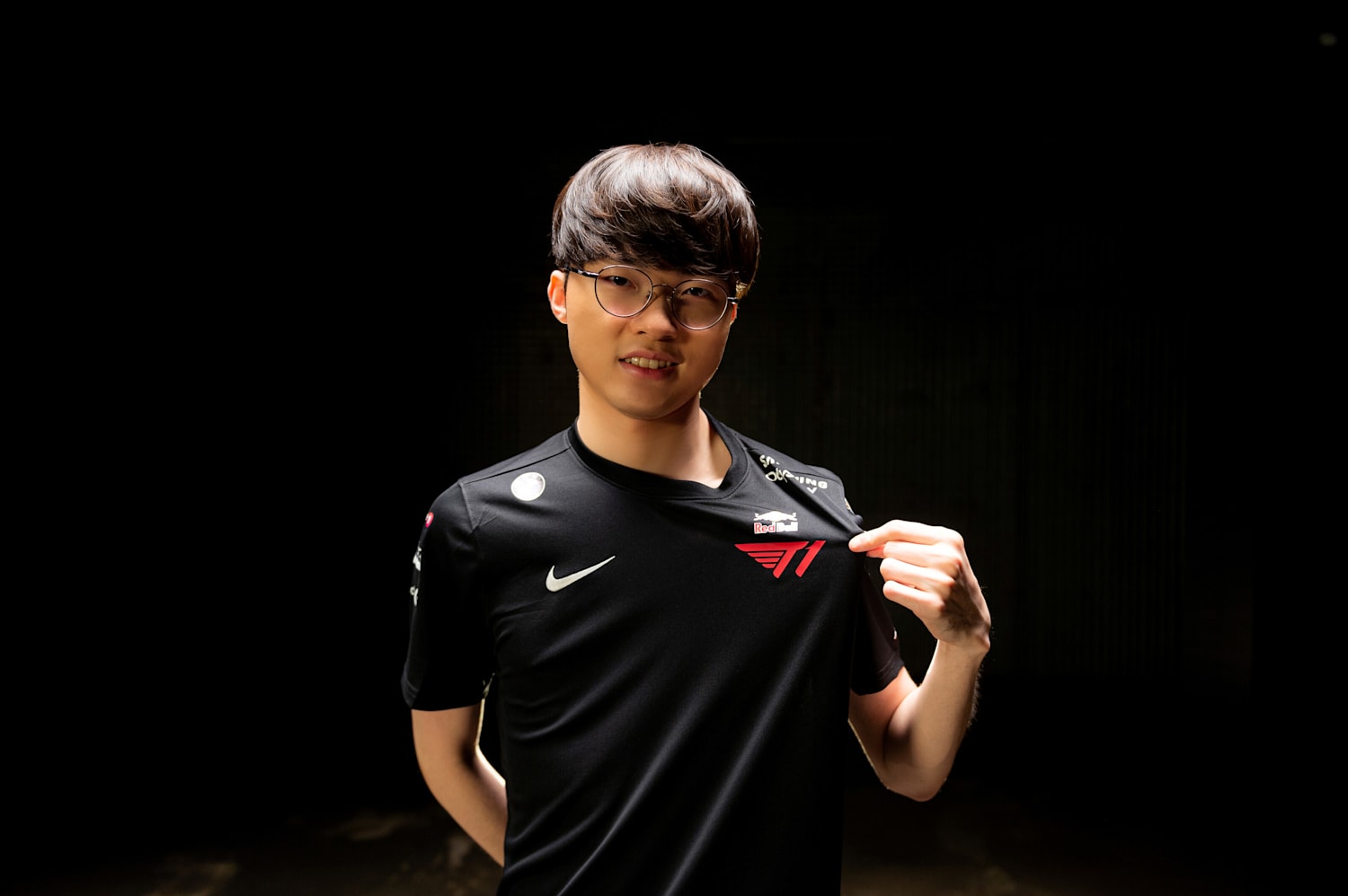 T1 t shirt top