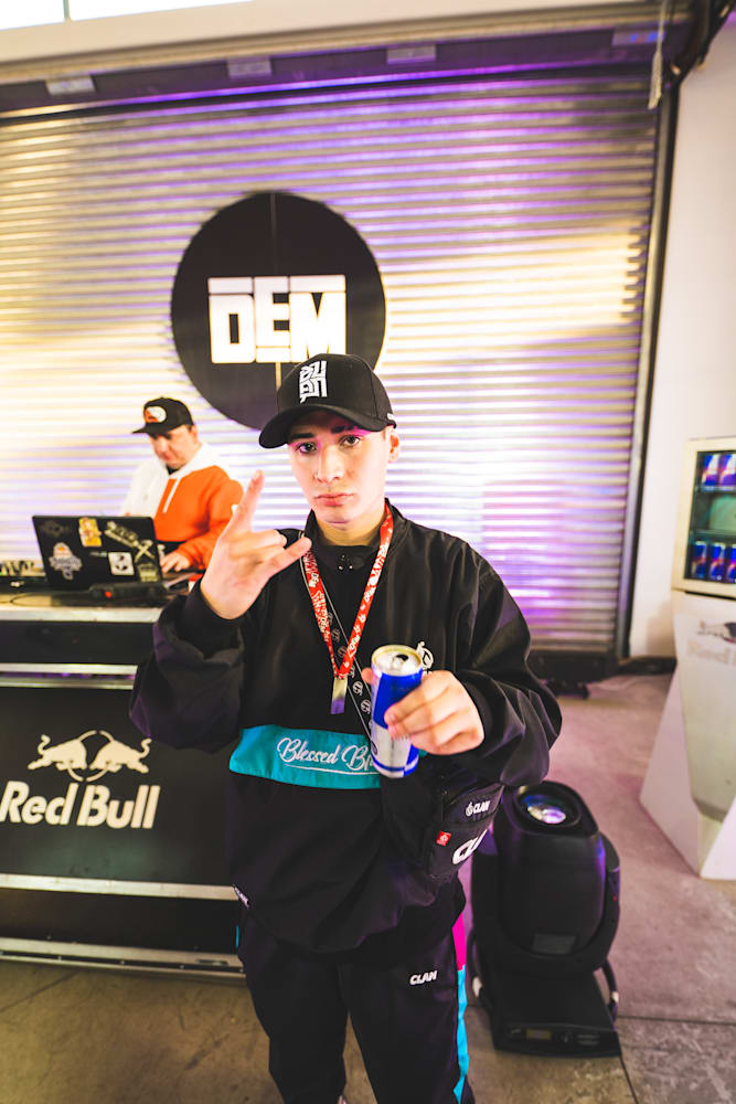 Ropa trueno red bull best sale