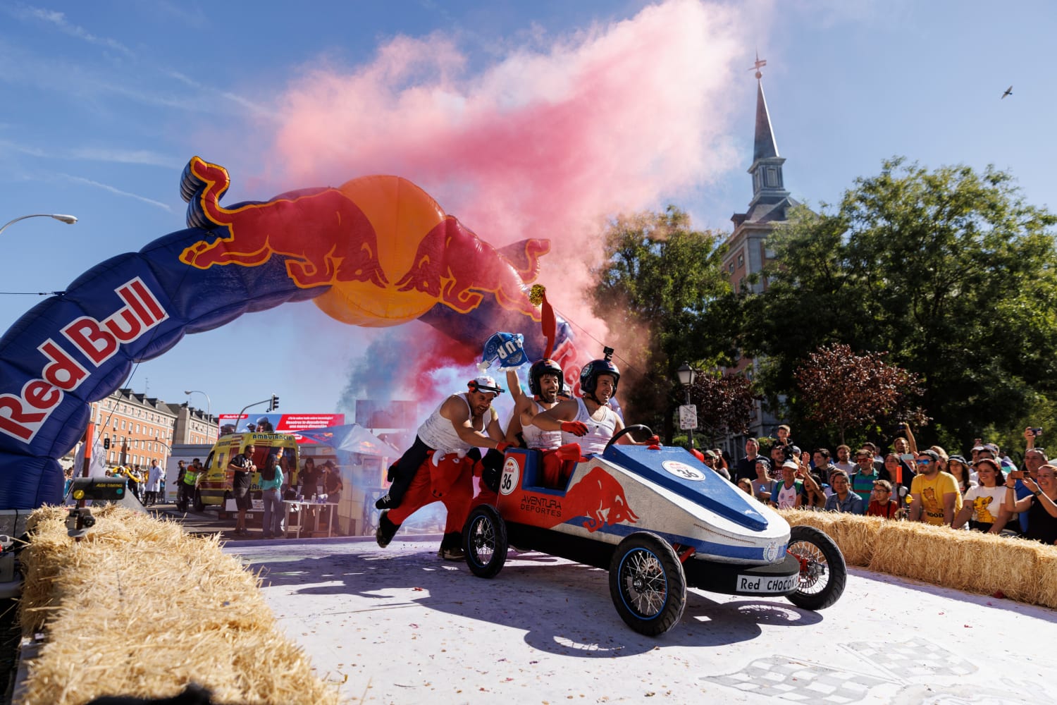 Red Bull Autos Locos en Madrid ≫ Resumen de la carrera