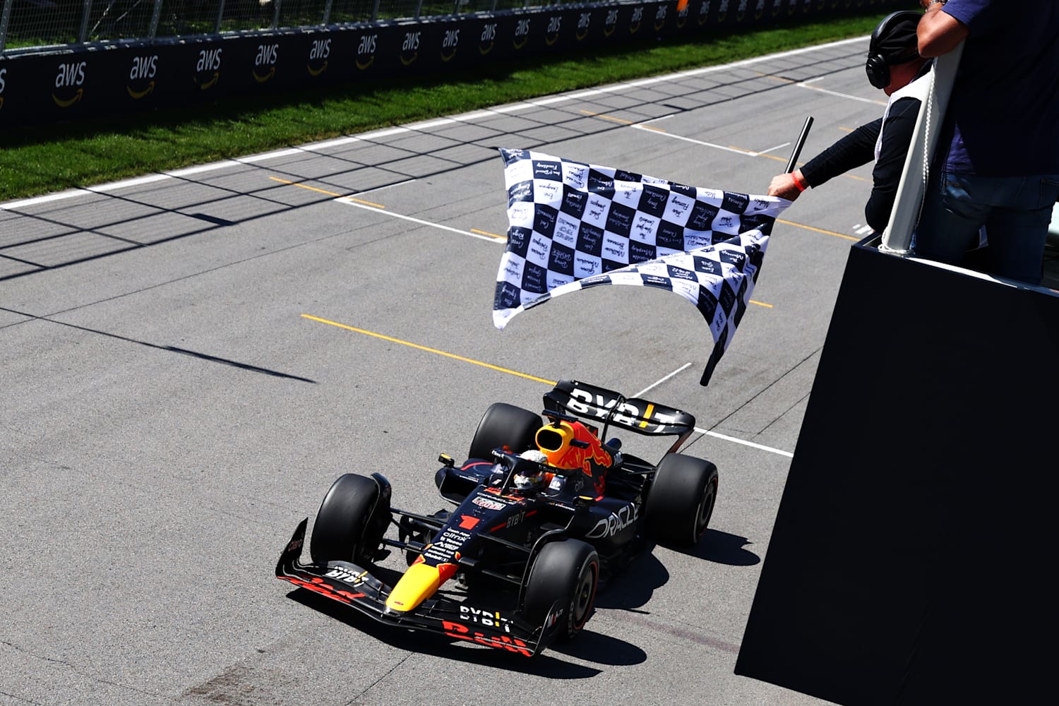 chequered-flag-f1