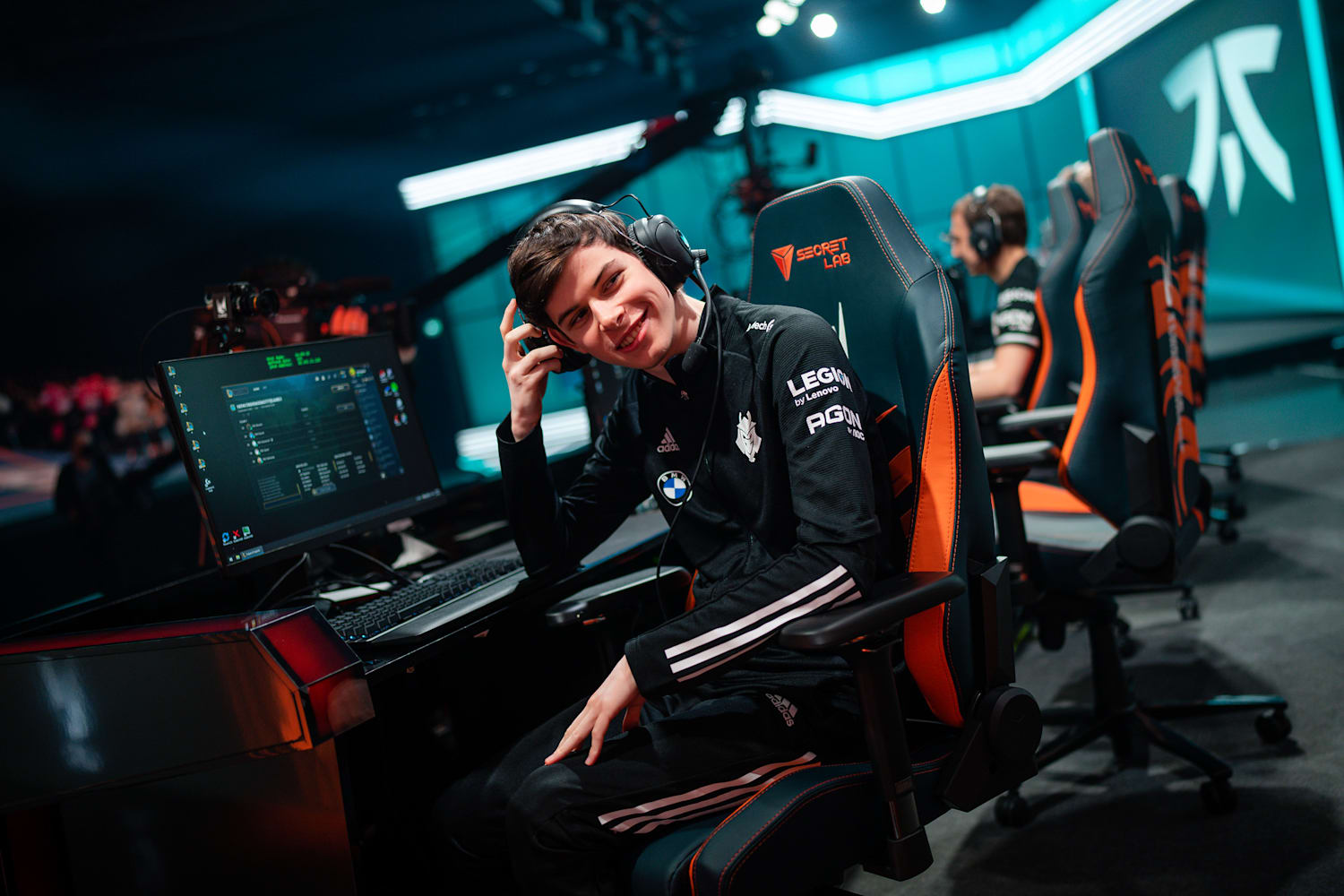 G2 secretlab store