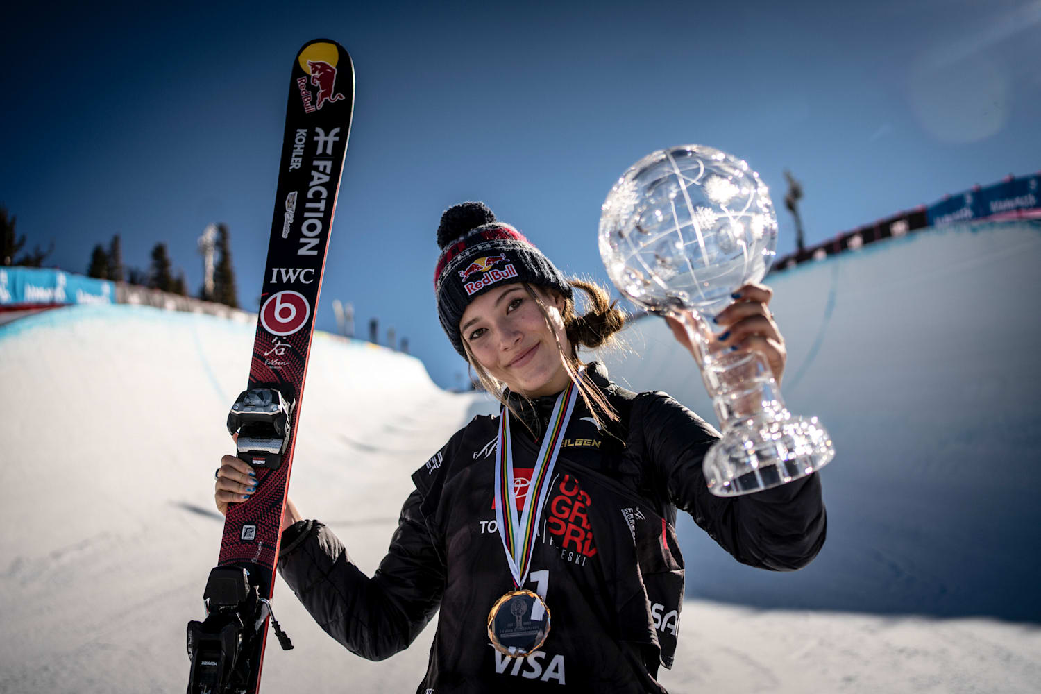 Freestyle skier Eileen Gu from China poses after she was presented