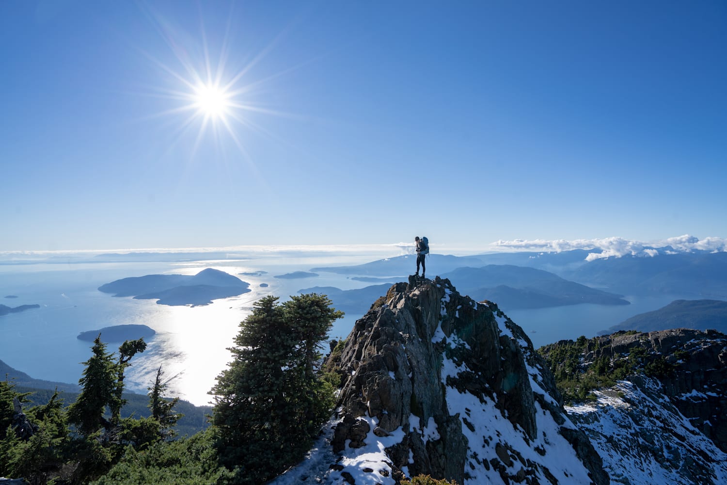 Here's everything you need to know about winter hiking in Vancouver