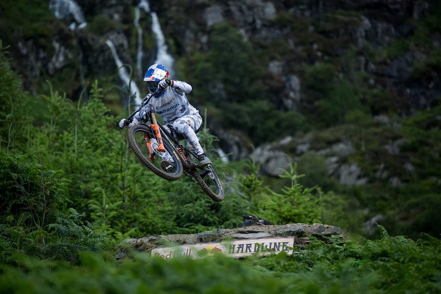 Red top bull hardline