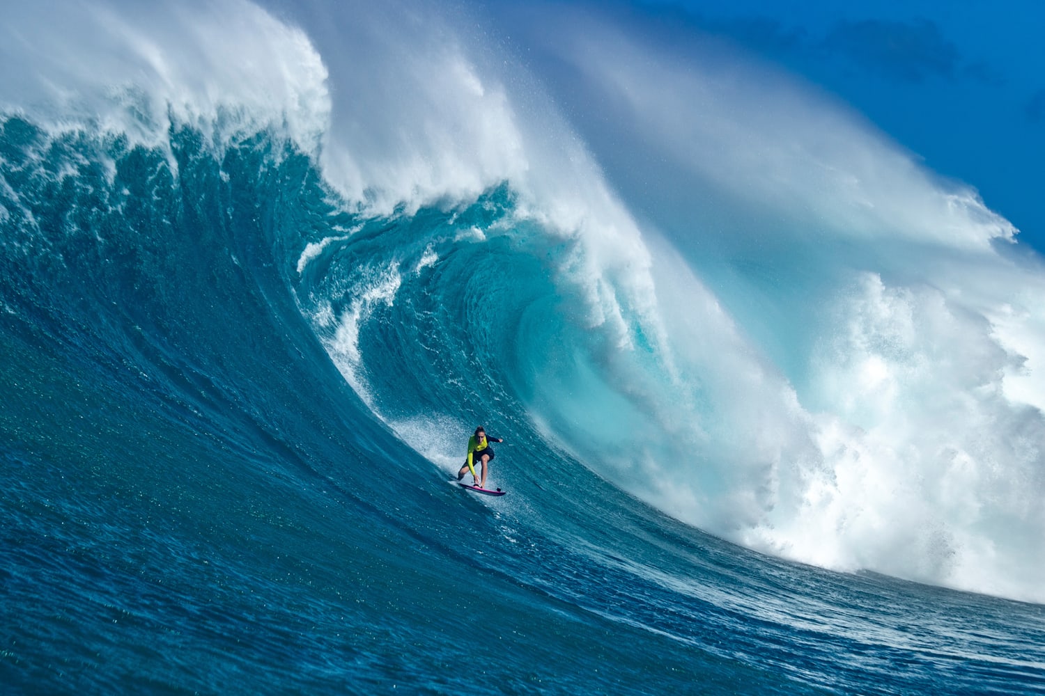 TUDOR Jaws Big Wave Challenge: event info and videos