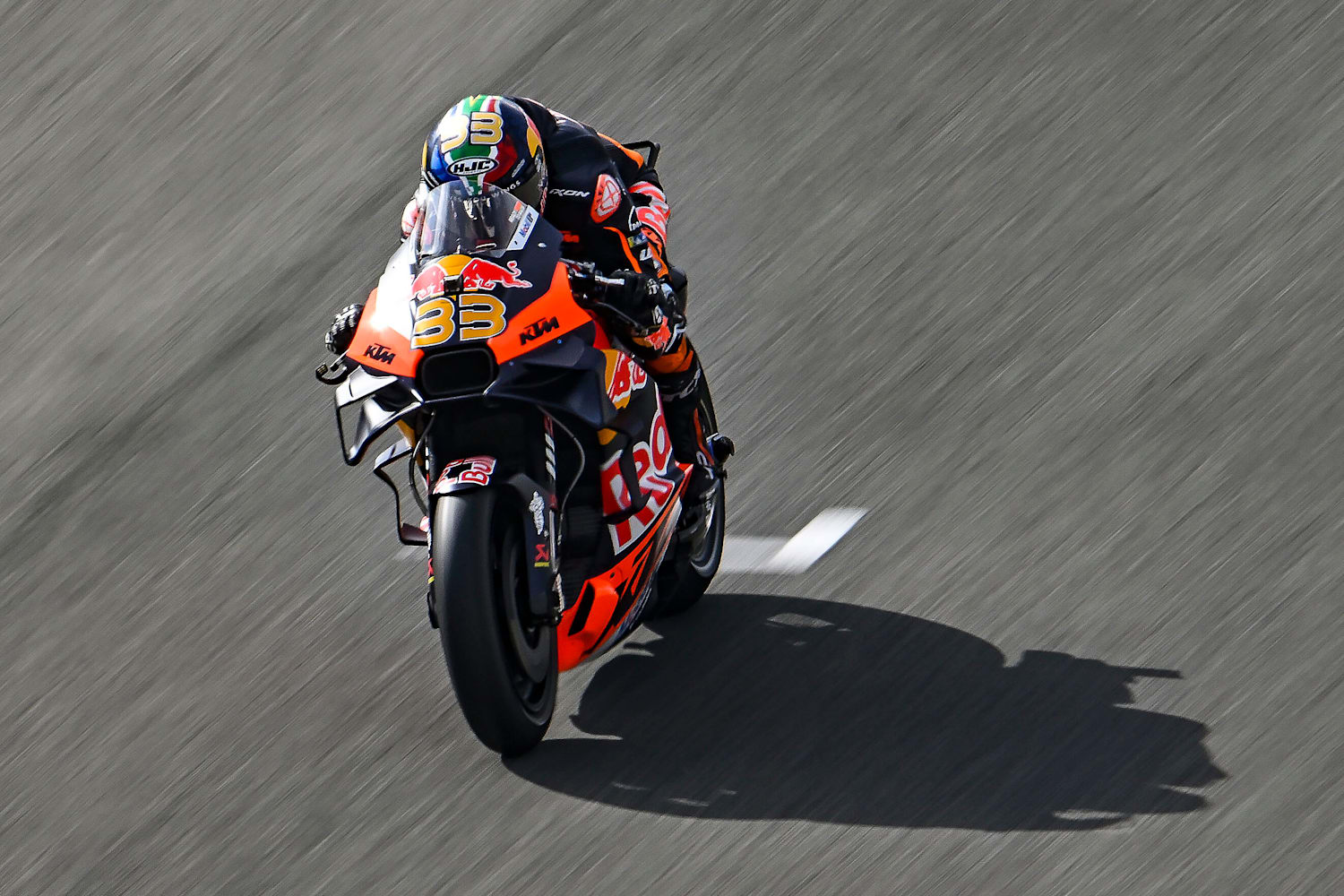G1 - 'MotoGP 13', de corrida de motos, ganha vídeo que mostra realismo -  notícias em Games