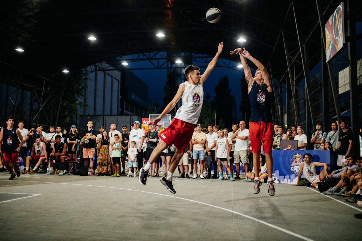 Red Bull Half Court прошел в Алматы