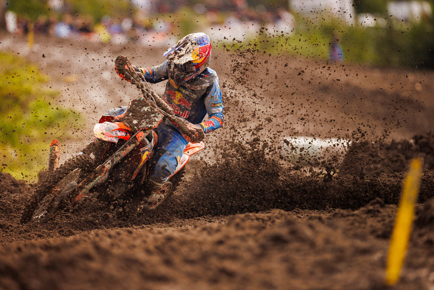 https://img.redbull.com/images/c_limit,w_1500,h_1000,f_auto,q_auto/redbullcom/2023/9/19/vfoi8ndyesd2h06vmeuw/jeffrey-herlings-mxgp-sweden-2023