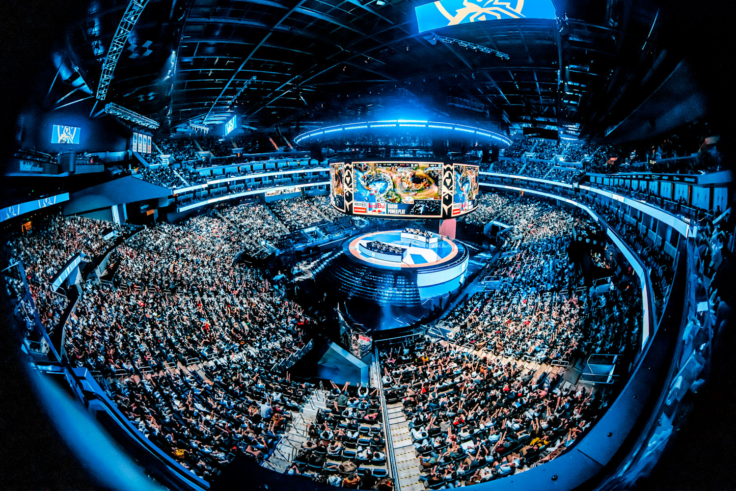 Red Bull Gaming on X: There's nothing like fight night in Las
