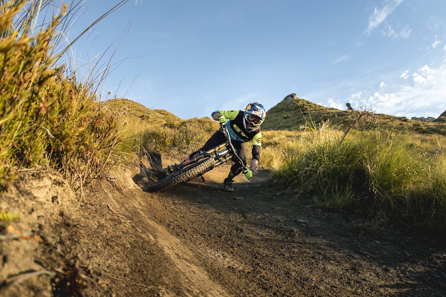 Qué es el Mountain Biking y qué modalidades existen?