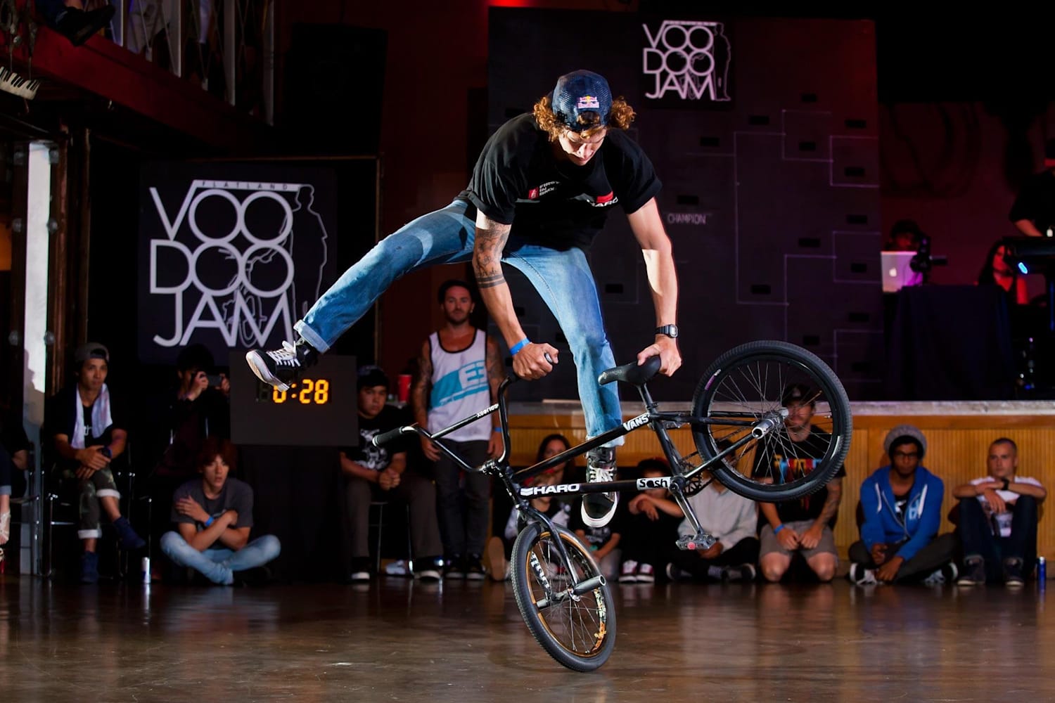 bmx-flatland-rider-matthias-