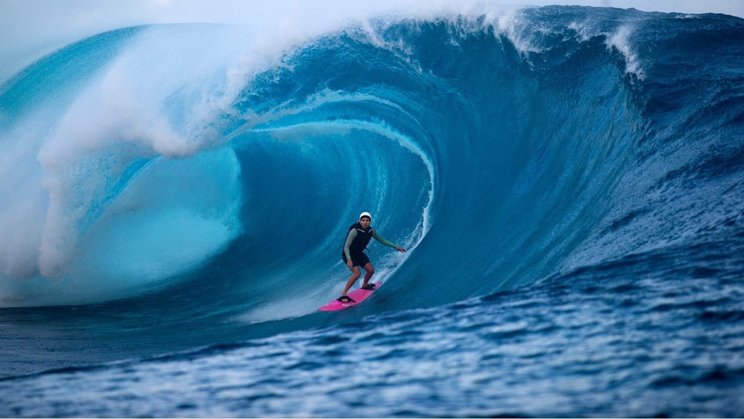 Maya gabeira teahupoo top