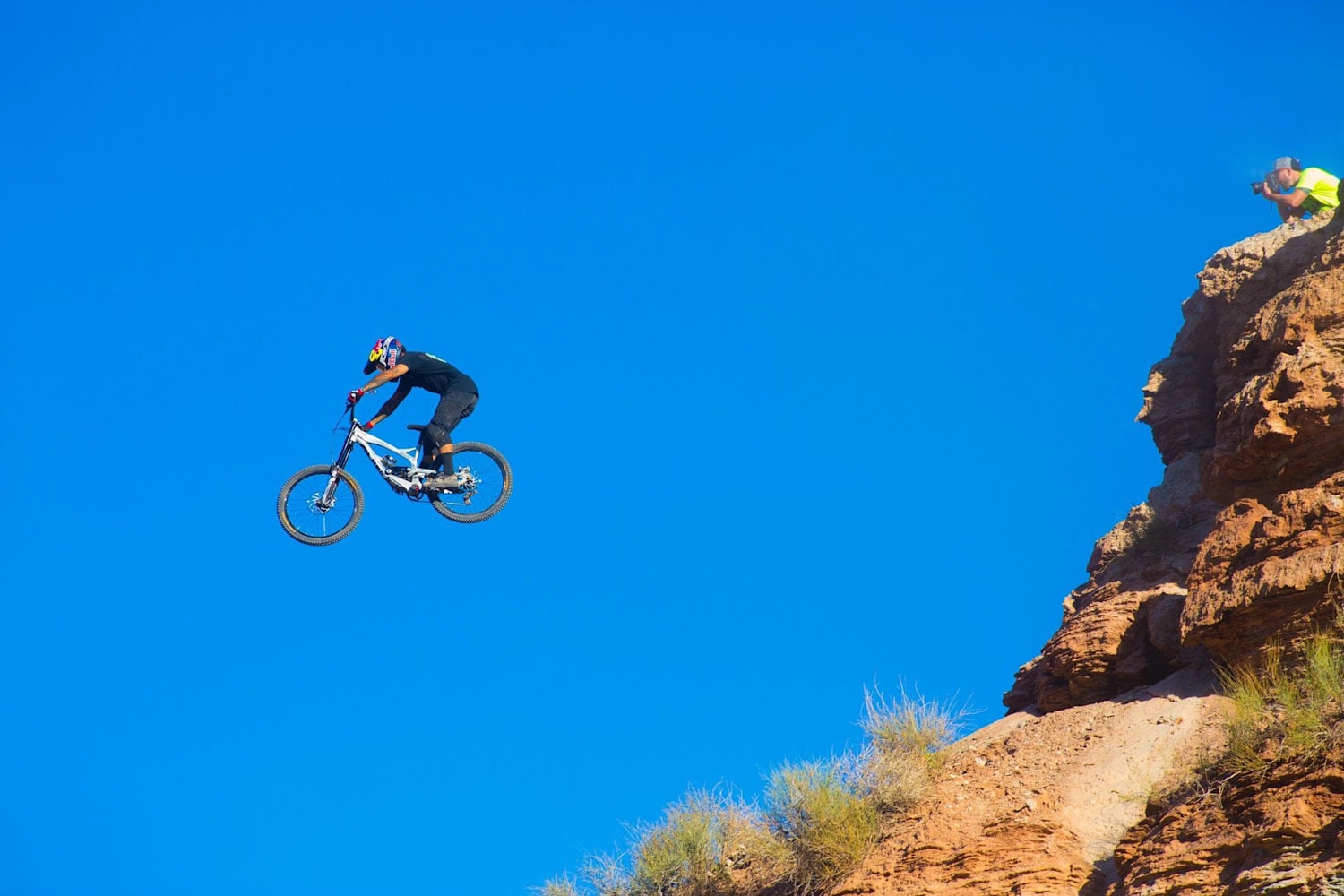 Andreu Lacondeguy 76 Foot Drop Rampage