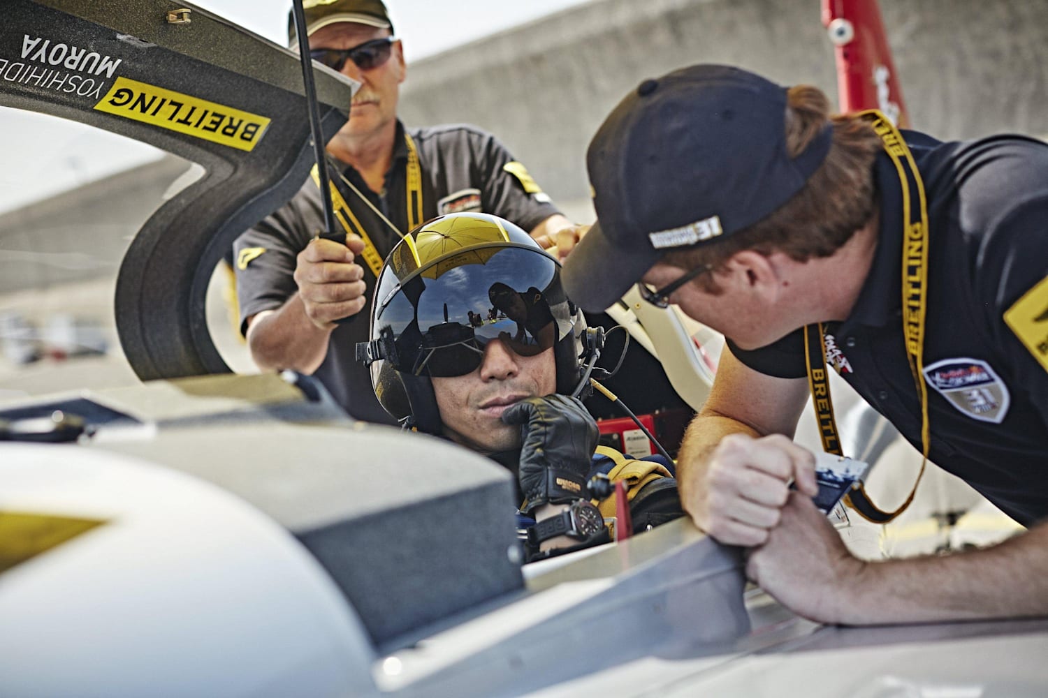【Redbull Air Race Chiba 2015】AVIREX MA-1 Avirex Redbull Jacket Air Race World Championship Red Bull