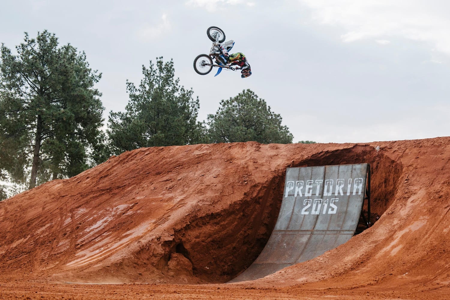 Tom Pages FMX Front Flair Video